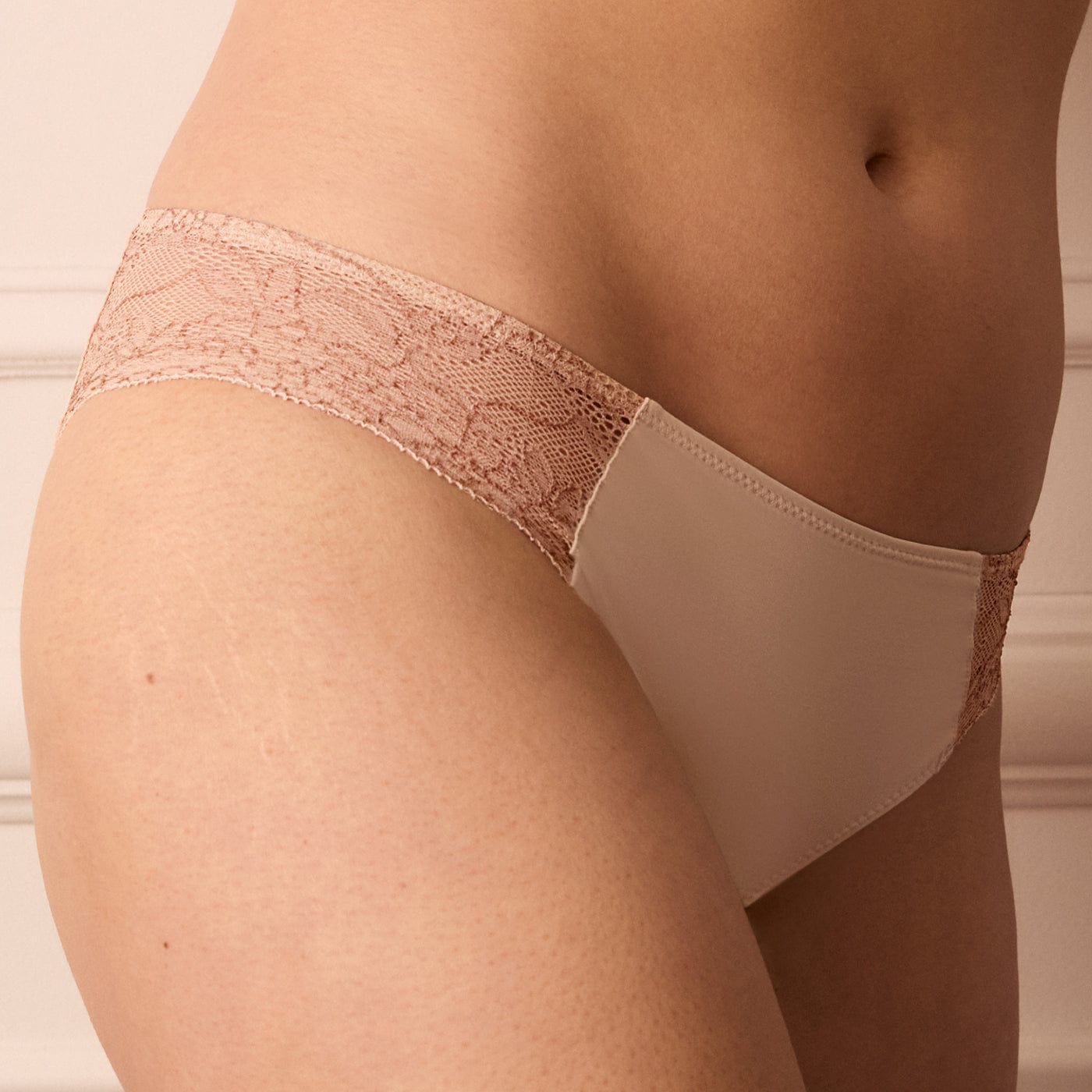 Smooth Lace Bikini Buff Two-Tone